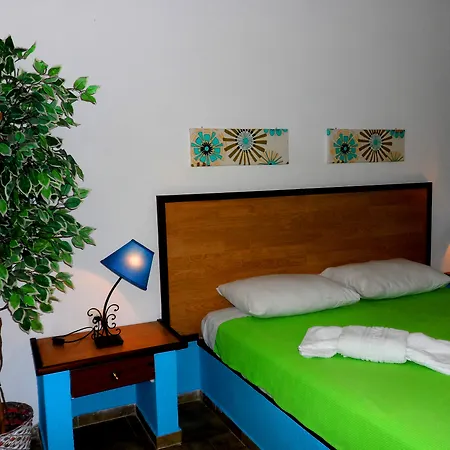 Papafotis & Aparthotel Alinda (Leros)