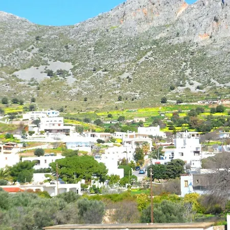 Papafotis & Alinda (Leros)
