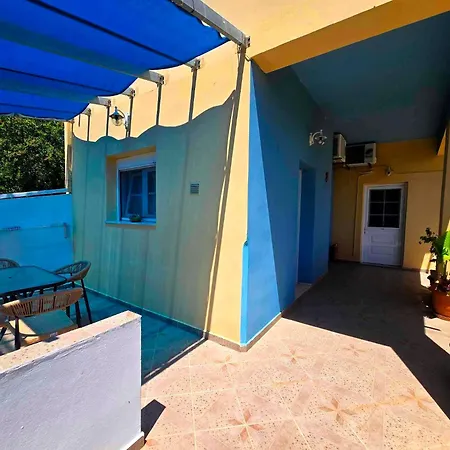 帕帕佛提公寓酒店 Alinda (Leros)