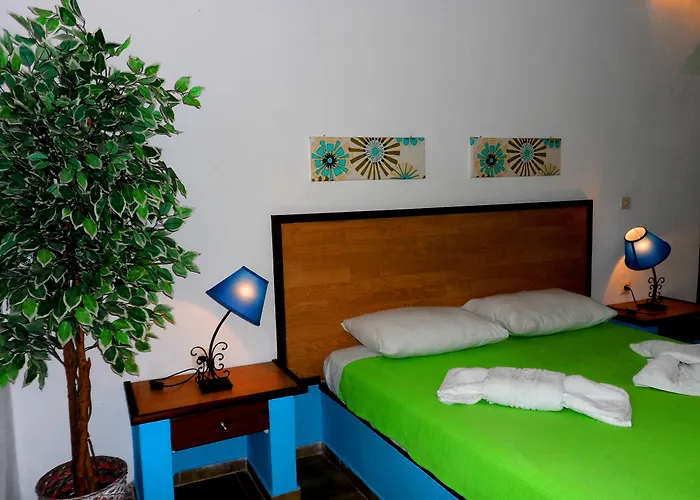 Papafotis & Apart-hotel Alinda (Leros)